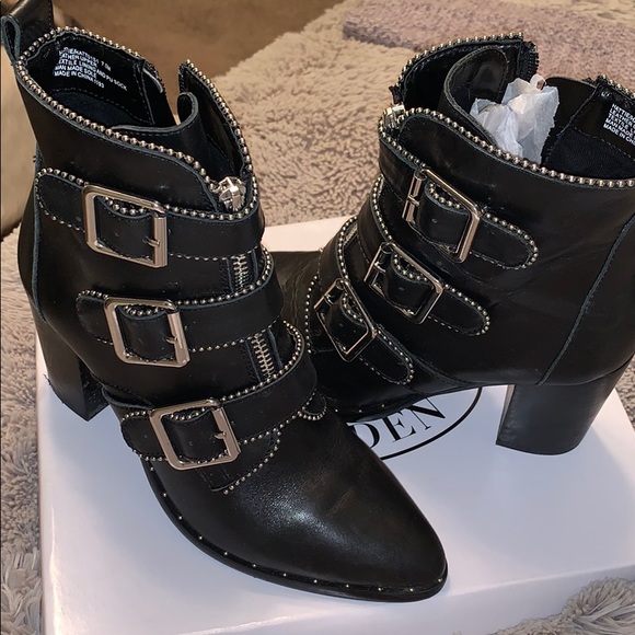 Steve Madden Black Bootie Heels - Picture 1 of 5